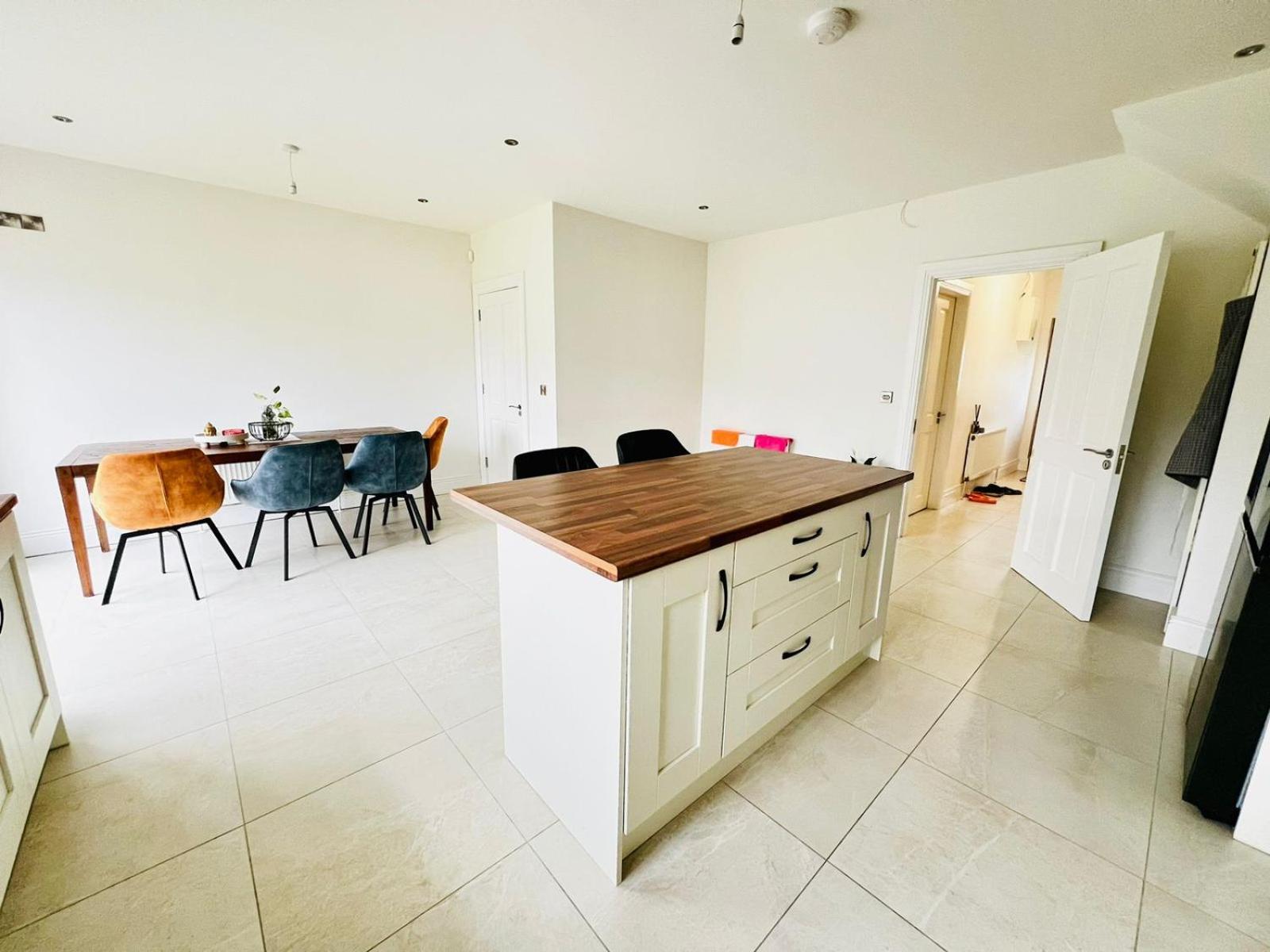 Room In Limerick Ngoại thất bức ảnh
